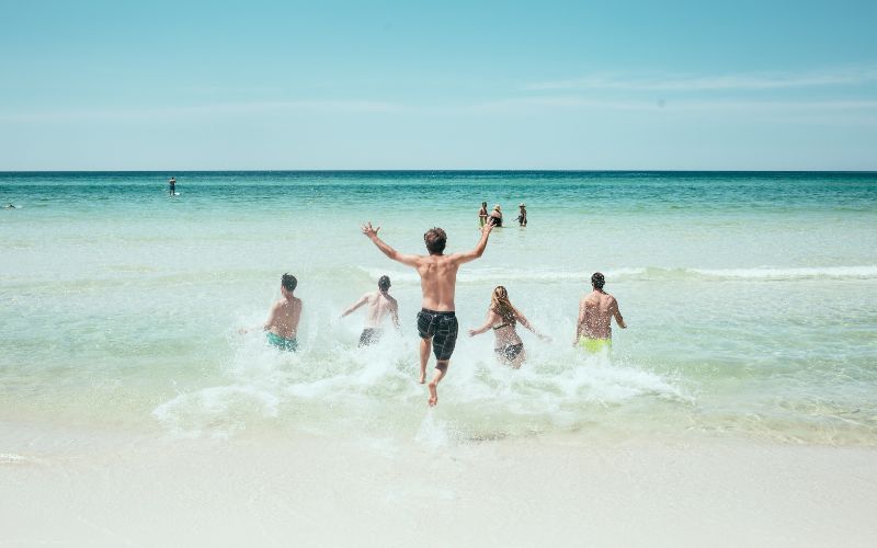 vacaciones con amigos en denia